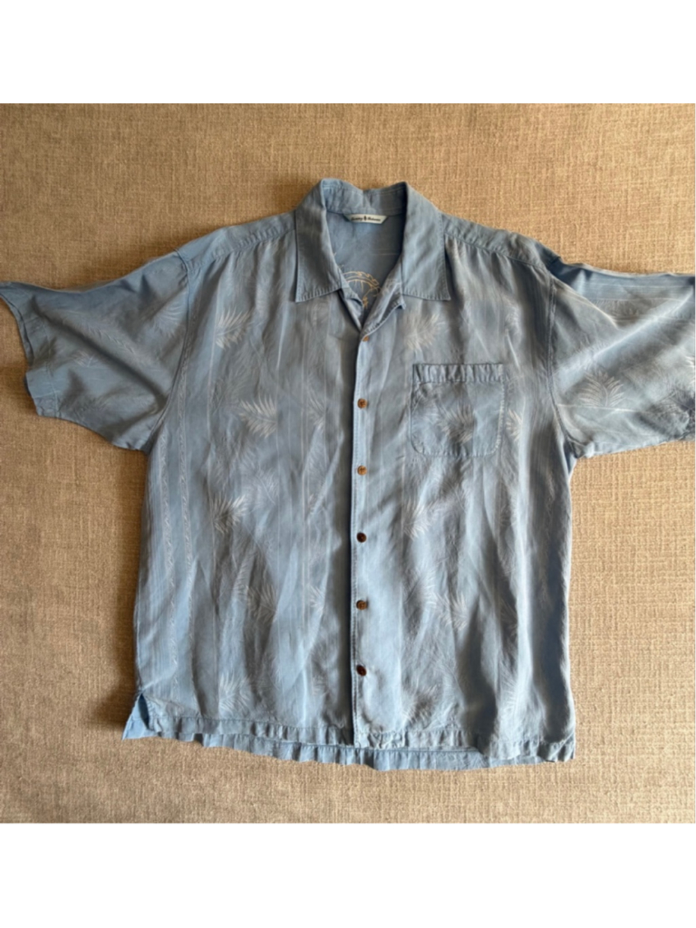 TOMMY BAHAMA Silk/ Linen light Blue Subtle Fronds Mens XL 
Hawaiian Camp Shirt
